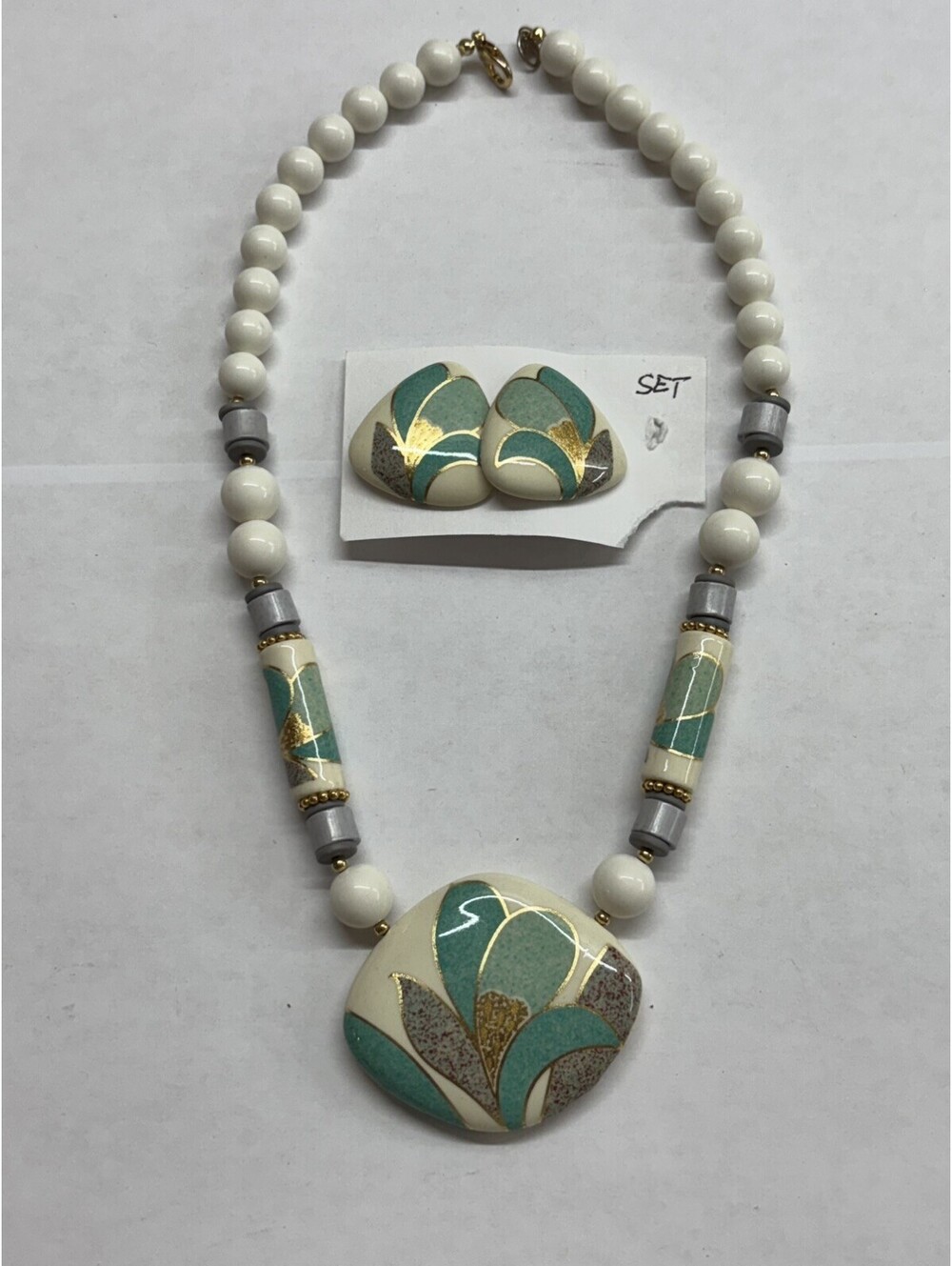 Japanese Ceramic Beaded Pendant Necklace with Matching Earings Floral Design 10"